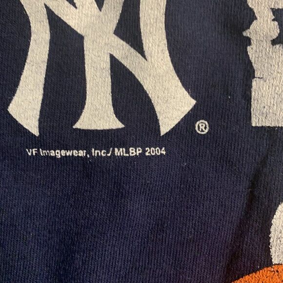 Vintage New York Yankees Boston Red Sox Shirt - Picture 3 of 4